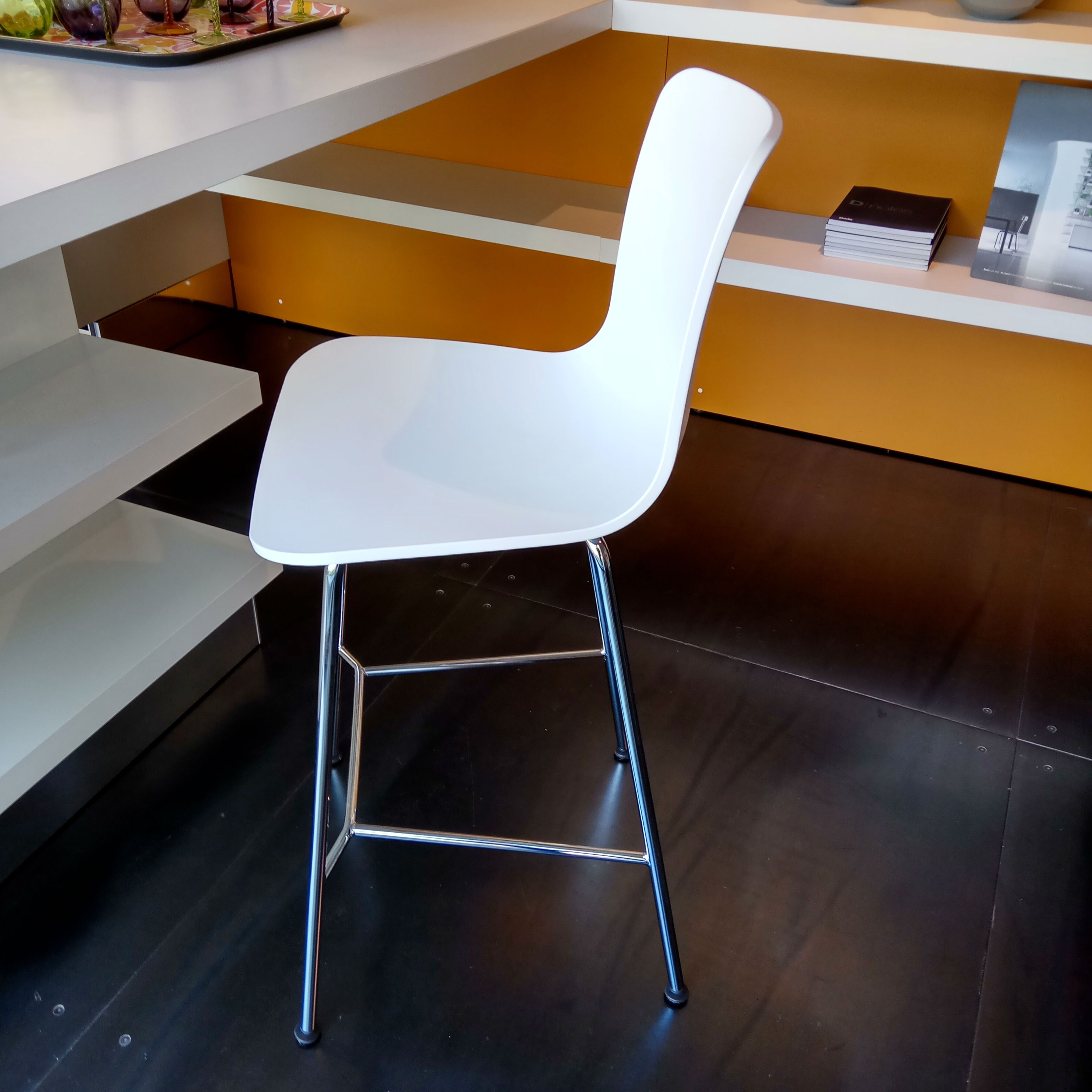 开云（中国） - 坐具|吧椅/凳子|办公家具|设计师家具|哈尔吧椅